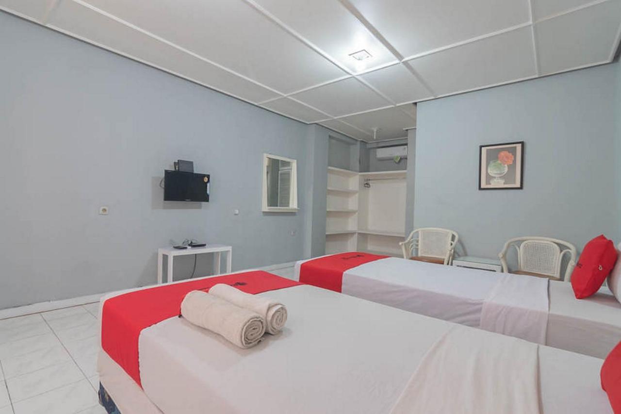 Hotel Reddoorz At Jalan Raya Lembang Padasul Exteriér fotografie