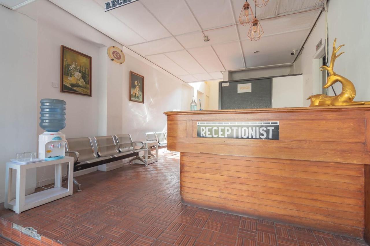 Hotel Reddoorz At Jalan Raya Lembang Padasul Exteriér fotografie